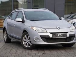 Grau Gebraucht 2011 Renault Mégane III Expression Limousine | 4.300 € (Fairer Preis)