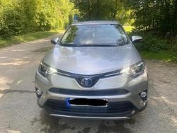 Silber Gebraucht 2018 Toyota RAV4 Comfort SUV | 20.599 € (Guter Preis)