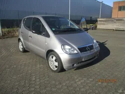 Silber Gebraucht 1998 Mercedes A140 Classic Van / Kleinbus | 1.999 € (Fairer Preis)