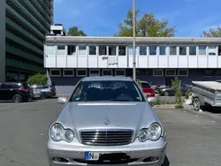 Silber Gebraucht 2004 Mercedes C220 Classic Limousine | 2.500 € (Guter Preis)