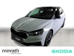 Weiß Gebraucht 2022 Skoda Fabia Style Kleinwagen | 15.930 € (Fairer Preis)