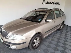 Beige Gebraucht 2005 Skoda Octavia Elegance Kombi | 1.100 € (Superpreis)
