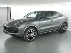 Grau Gebraucht 2019 Porsche Cayenne Turbo SUV | 84.800 € (Fairer Preis)