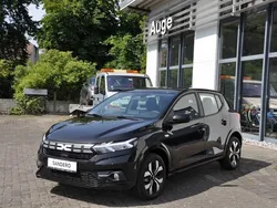 Perlmuttschwarz metallic Neu 2025 Dacia Sandero Journey Kleinwagen | 20.800 € (Fairer Preis)