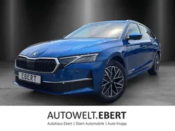 Raceblau Gebraucht 2025 Skoda Octavia Tour Kombi | 37.280 € (Fairer Preis)