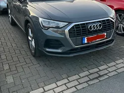 Grau Gebraucht 2019 Audi Q3 Ambiente SUV | 22.000 € (Fairer Preis)
