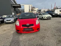 Super red 5 Gebraucht 2007 Toyota Yaris Luna Kleinwagen | 2.500 € (Guter Preis)
