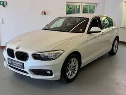 Weiß Gebraucht 2017 BMW 118 Advantage Kleinwagen | 14.499 € (Fairer Preis)