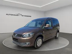 Braun Gebraucht 2013 VW Caddy Van / Kleinbus | 13.900 € (Teuer)
