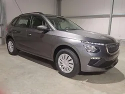 Graphitgrau metallic Neu 2025 Skoda Kamiq Selection SUV | 25.890 € (Guter Preis)