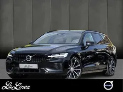 Black solid "stone" / solid Gebraucht 2022 Volvo V60 Plus Kombi | 29.880 € (Fairer Preis)