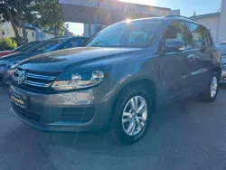 Pepper grey Gebraucht 2016 VW Tiguan Trendline SUV | 13.999 € (Guter Preis)