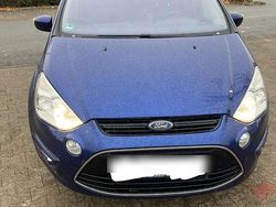Blau Gebraucht 2013 Ford S-MAX S Van / Kleinbus | 8.750 € (Teuer)