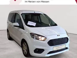 Frostweiß Gebraucht 2020 Ford Tourneo Courier Trend Van / Kleinbus | 13.290 € (Guter Preis)