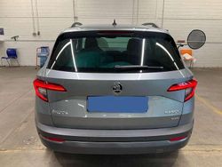 Grau Gebraucht 2019 Skoda Karoq Ambition SUV | 21.000 € (Fairer Preis)