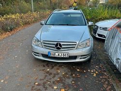 Grau Gebraucht 2010 Mercedes 220 Limousine | 7.100 €