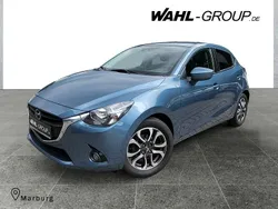 Blau Gebraucht 2016 Mazda 2 Nakama Limousine | 13.490 € (Etwas zu teuer)