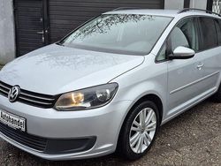 Silber Gebraucht 2012 VW Touran Comfortline Van / Kleinbus | 3.490 € (Guter Preis)