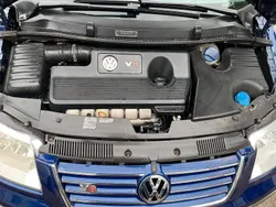 Blau Gebraucht 2004 VW Sharan Van / Kleinbus | 4.900 €