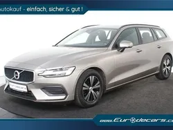 Grau Gebraucht 2019 Volvo V60 Inscription Kombi | 20.600 € (Fairer Preis)