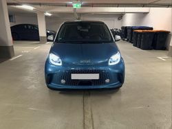 Blau Gebraucht 2022 Smart ForFour Electric Drive Kleinwagen | 12.500 € (Etwas zu teuer)