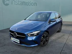 Blau Gebraucht 2023 Mercedes B250e Van / Kleinbus | 35.499 € (Fairer Preis)