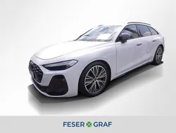 Gletscherweiß Gebraucht 2024 Audi A5 Ambiente Coupé | 59.840 € (Fairer Preis)