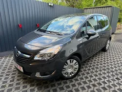 Grau Gebraucht 2014 Opel Meriva Van / Kleinbus | 5.500 € (Fairer Preis)
