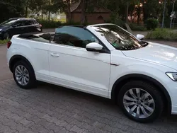 Weiß Gebraucht 2021 VW T-Roc Cabriolet Active Cabrio | 21.990 € (Fairer Preis)