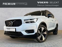 Weiss Gebraucht 2022 Volvo XC40 R-Design SUV | 31.890 € (Fairer Preis)