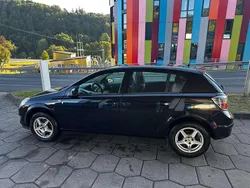 Schwarz Gebraucht 2009 Opel Astra Edition Limousine | 2.950 € (Fairer Preis)