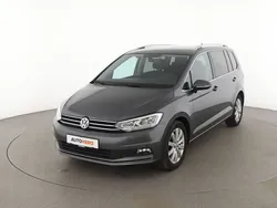 Grau Gebraucht 2019 VW Touran Highline Van / Kleinbus | 26.320 € (Fairer Preis)