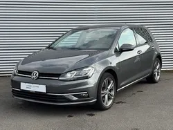 Indiumgrau metallic Gebraucht 2017 VW Golf VII Comfortline Limousine | 14.990 € (Fairer Preis)
