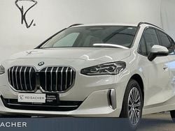 Weiß Gebraucht 2024 BMW 218 Active Tourer Sport Line Van / Kleinbus | 29.880 € (Guter Preis)