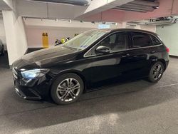 Schwarz Gebraucht 2020 Mercedes B180 Progressive Van / Kleinbus | 18.500 € (Superpreis)