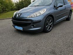 Grau Gebraucht 2006 Peugeot 207 Filou Kleinwagen | 3.100 € (Etwas zu teuer)