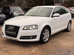 Weiß Gebraucht 2013 Audi A3 Attraction Limousine | 6.490 € (Fairer Preis)