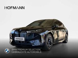 Saphirschwarz metallic Gebraucht 2023 BMW iX Sport Line SUV | 49.903 € (Fairer Preis)