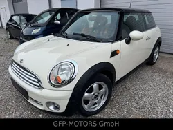 Weiß Gebraucht 2009 Mini Cooper Kleinwagen | 4.990 € (Fairer Preis)