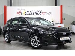 Schwarz Gebraucht 2023 Ford Focus Cool & Connect Kombi | 15.111 € (Guter Preis)