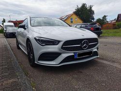 Weiß Gebraucht 2022 Mercedes 250 AMG line Coupé | 36.900 € (Fairer Preis)