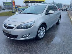 Gebraucht 2010 Opel Astra Sport Limousine | 3.900 € (Guter Preis)