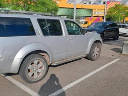 Silber Gebraucht 2006 Nissan Pathfinder SUV | 4.500 € (Fairer Preis)