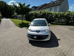 Silber Gebraucht 2008 Peugeot 107 Filou Kleinwagen | 2.199 € (Fairer Preis)