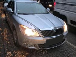 Silber Gebraucht 2010 Skoda Octavia Limousine | 3.500 € (Fairer Preis)