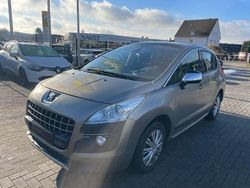Grau Gebraucht 2012 Peugeot 3008 Allure SUV | 6.490 € (Fairer Preis)