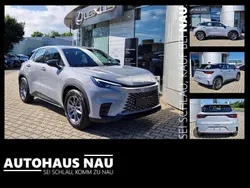 Manhattangrau metallic Neu 2025 Lexus LBX SUV | 31.290 € (Fairer Preis)