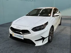 Weiß Gebraucht 2025 Kia Ceed Sportswagon Spirit Kombi | 30.240 € (Fairer Preis)