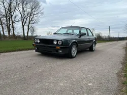 Grau Gebraucht 1988 BMW 318 Coupé | 11.000 €