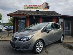 Grau Gebraucht 2012 Opel Meriva Van / Kleinbus | 5.490 € (Fairer Preis)